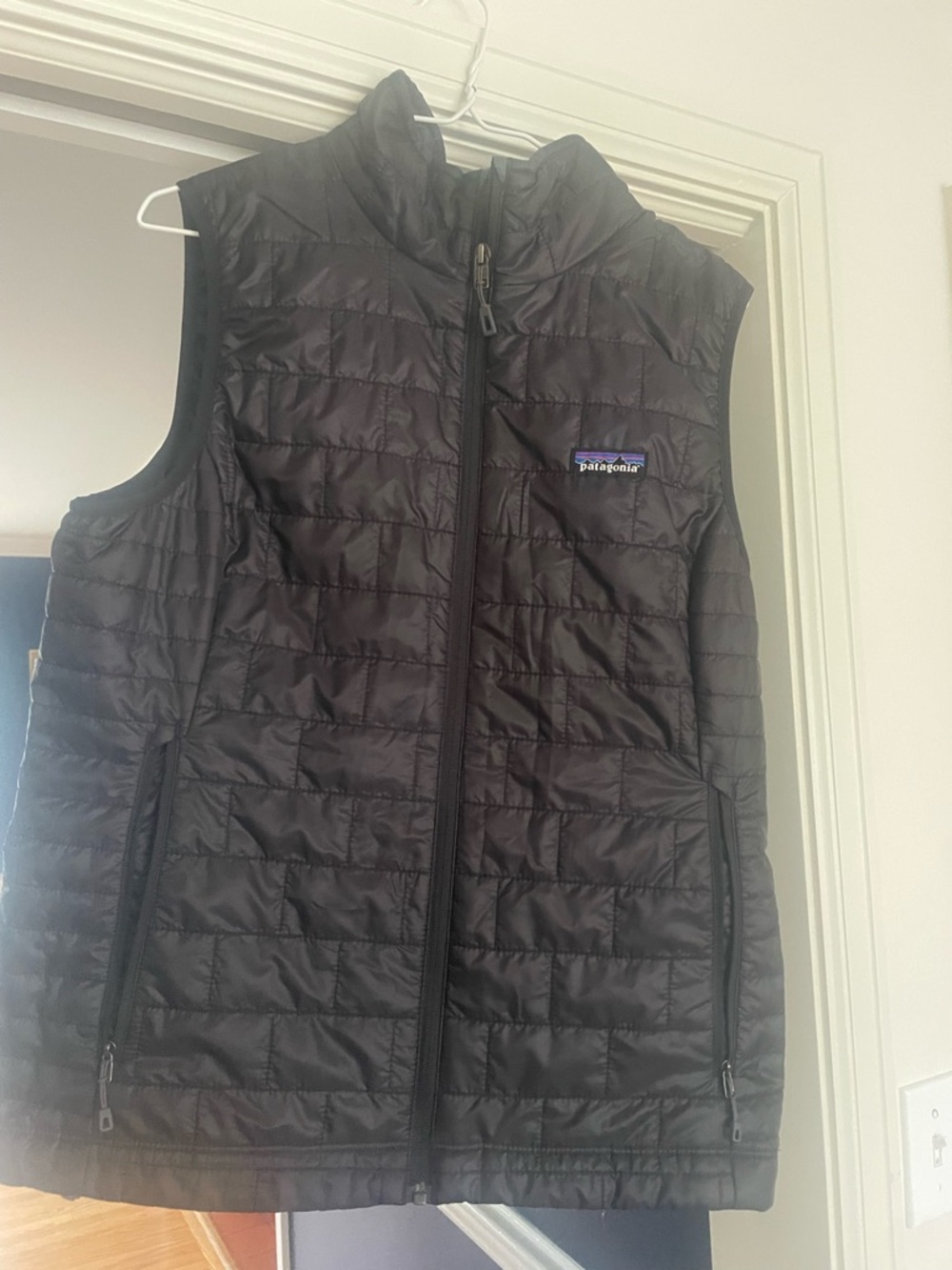 Patagonia Black Quilted Down Vest women’s large
